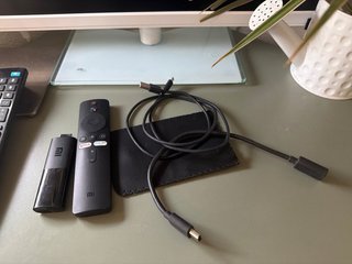 TV Ok 24” con Xiaomi Mi TV Stick