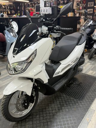 Keeway Vieste 125 LX Blanca
