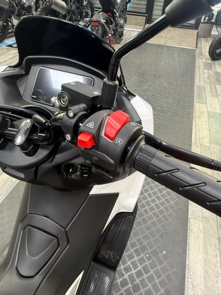 Keeway Vieste 125 LX Blanca