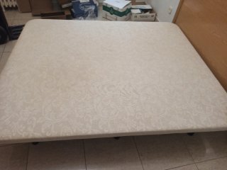 Base tapizada 150cm beige