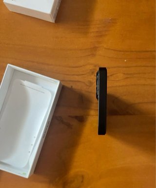 iPhone 13 + Cargador + Funda