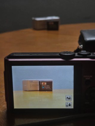 Panasonic Lumix TZ41 táctil con 3 baterías