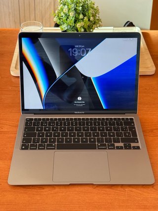 MacBook Air M1 13” | 8GB | 256GB |