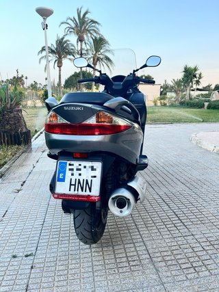 Suzuki burgman 125