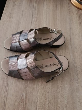 Sandalias piel cómodas talla 39