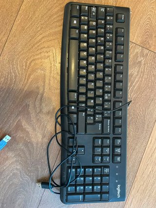 Teclado Logitech USB Negro