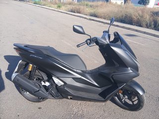 Honda PCX 125 Negra