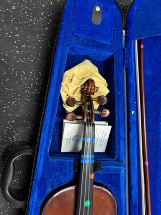 Violín Stentor con funda y arco