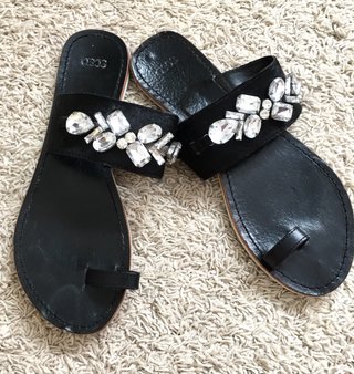 Sandalias piel 40 con pedrería