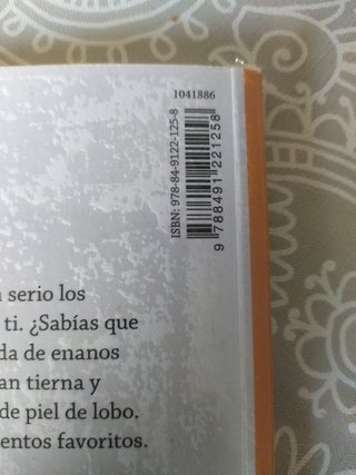 Libros lectura Roald Dahl y Daniel Nesquens