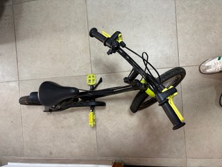 Bicicleta Infantil Dark Hero 500