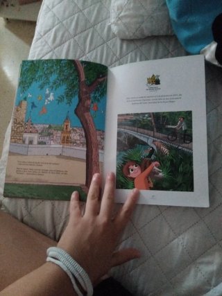 Libro corto"El pais que olvido los abrazos"