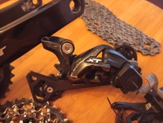 Grupo Shimano XT/SLX 2x11