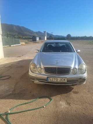 Mercedes-Benz Clase E 2005