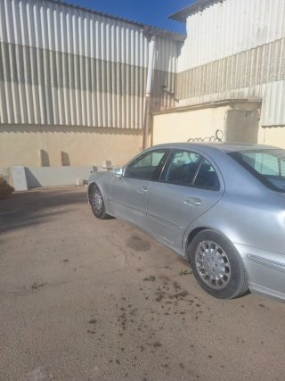 Mercedes-Benz Clase E 2005
