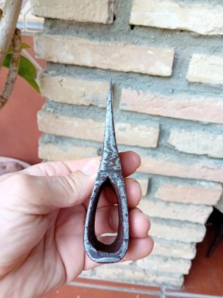 Hacha pequeña MUY AFILADA