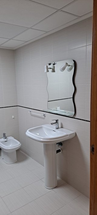 Se vende bonito piso.