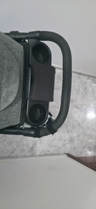 Silla de paseo Joie gris