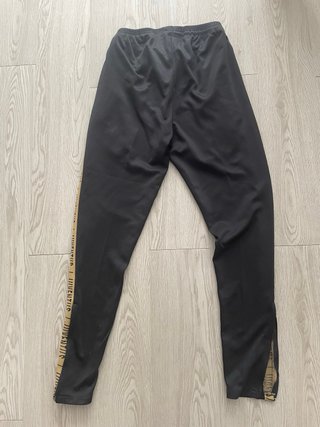 Pantalón Juventus Adidas Negro y Dorado