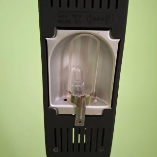 Lampada da scrivania nera
