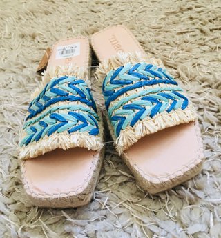 Sandalias Macarena Talla 40 Beige/Azul