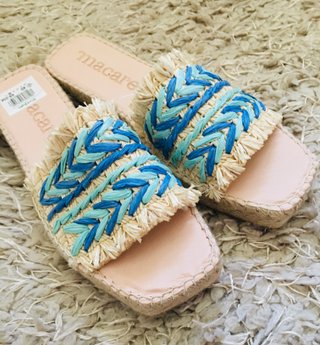Sandalias Macarena Talla 40 Beige/Azul