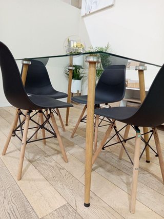 Mesa Cristal Templado + 4 sillas