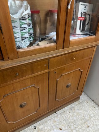 Vitrina aparador madera maciza estilo clásico