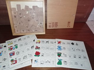 Juego Loto Lectura con letras de madera