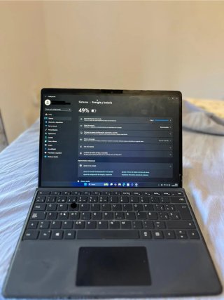Microsoft Surface Pro X 8GB/256GB + Teclado