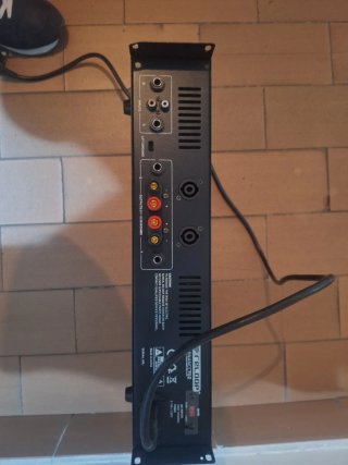 2 Amplificadores Reloop Dominance 702