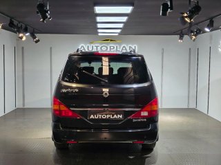 SsangYong Rodius 2010