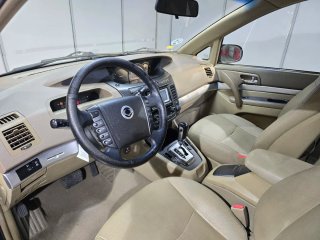 SsangYong Rodius 2010