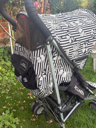 Silla de paseo Maclaren Mariposas, incluye burbuja