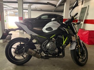 Kawasaki Z650 ABS Naked Moto