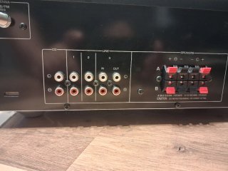 Amplificador Yamaha Negro Hifi R-S202D