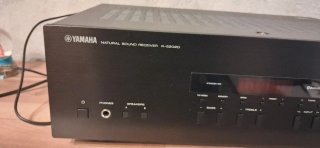 Amplificador Yamaha Negro Hifi R-S202D