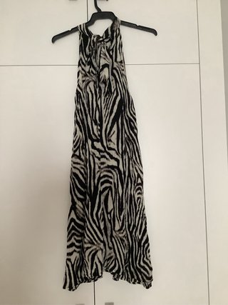 Vestido cuello halter talla S animal print negro