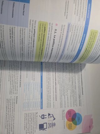 Economia 1r Batxillerat - Mediterrània