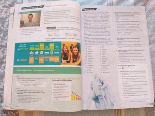 FUTURE PROSPECTS 1 Student's book: libro de tex...
