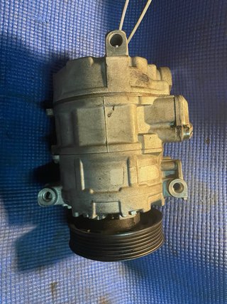 Compresor de aire acondicionado