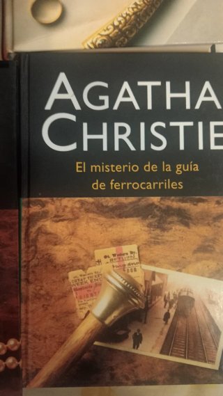 Agatha Christie. Lote de 6. 8 novelas. LEER DESCRI