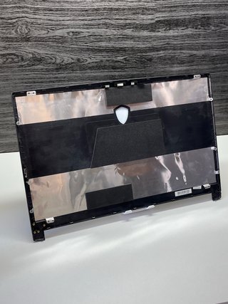 Tapa Trasera Pantalla MSI 17” Negra