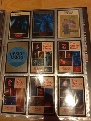 Colección Stranger Things Panini Archivador