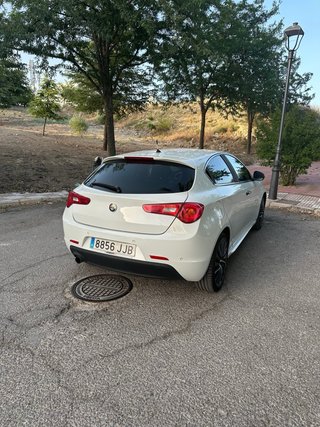Alfa Romeo Giulietta 2015