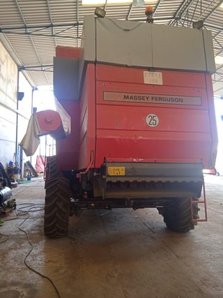 NEW HOLLAND 7256 2004