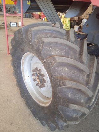 NEW HOLLAND 7256 2004