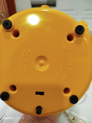 Exprimidor Moulinex amarillo