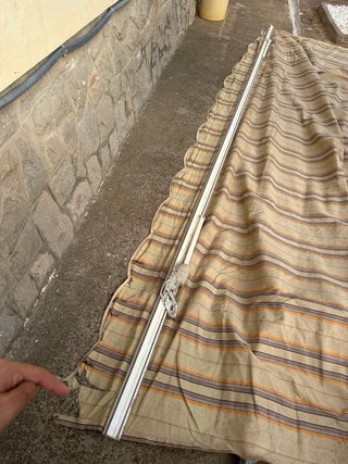 Toldo de 5 metros beige y naranja