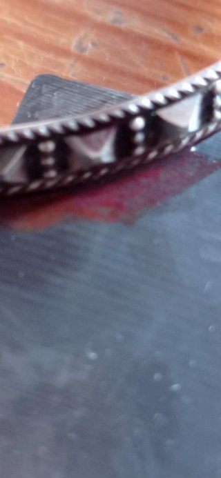 Pulseras antiguas de plata.